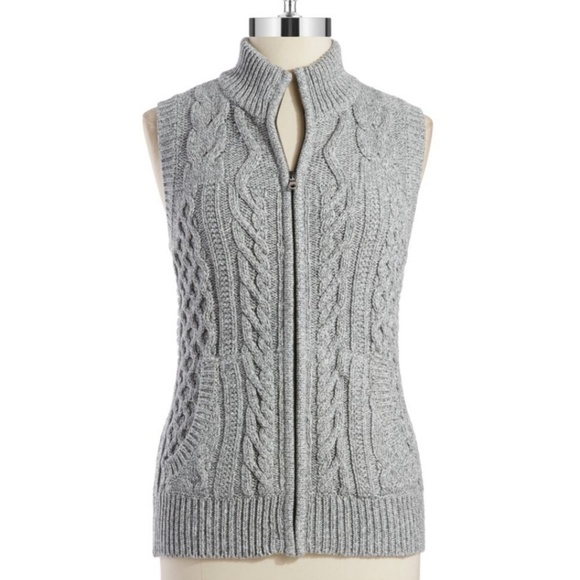 Jones New York Sweaters - Jones New York Cable Knit Vest in Grey